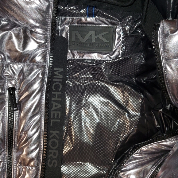 Micheal Kors silver jacket - Picture 4 of 6